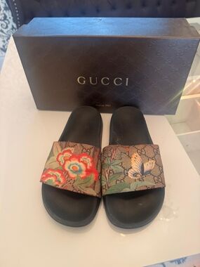 Gucci Floral & Butterfly Logo Slide Sandals
